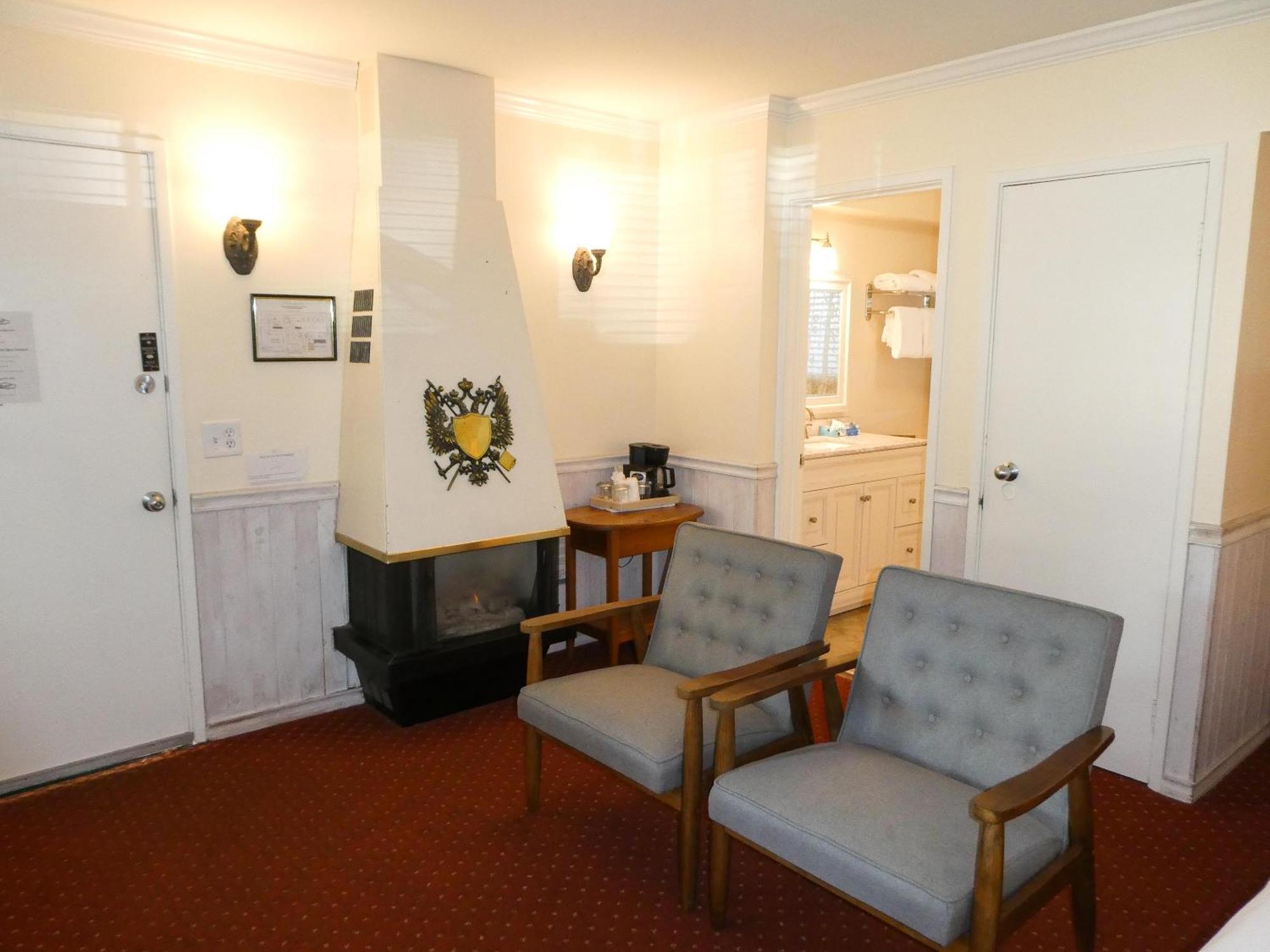 Carmel Fireplace Inn Экстерьер фото