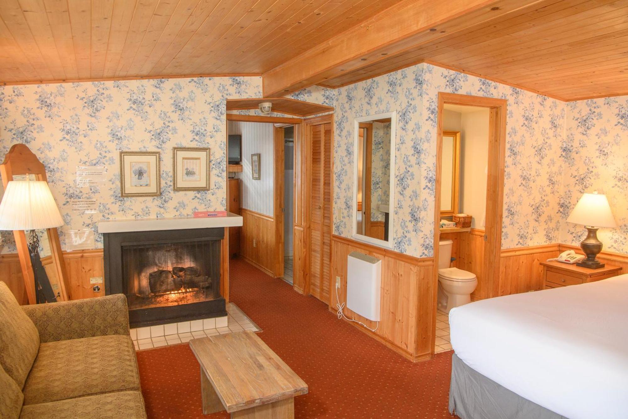 Carmel Fireplace Inn Экстерьер фото