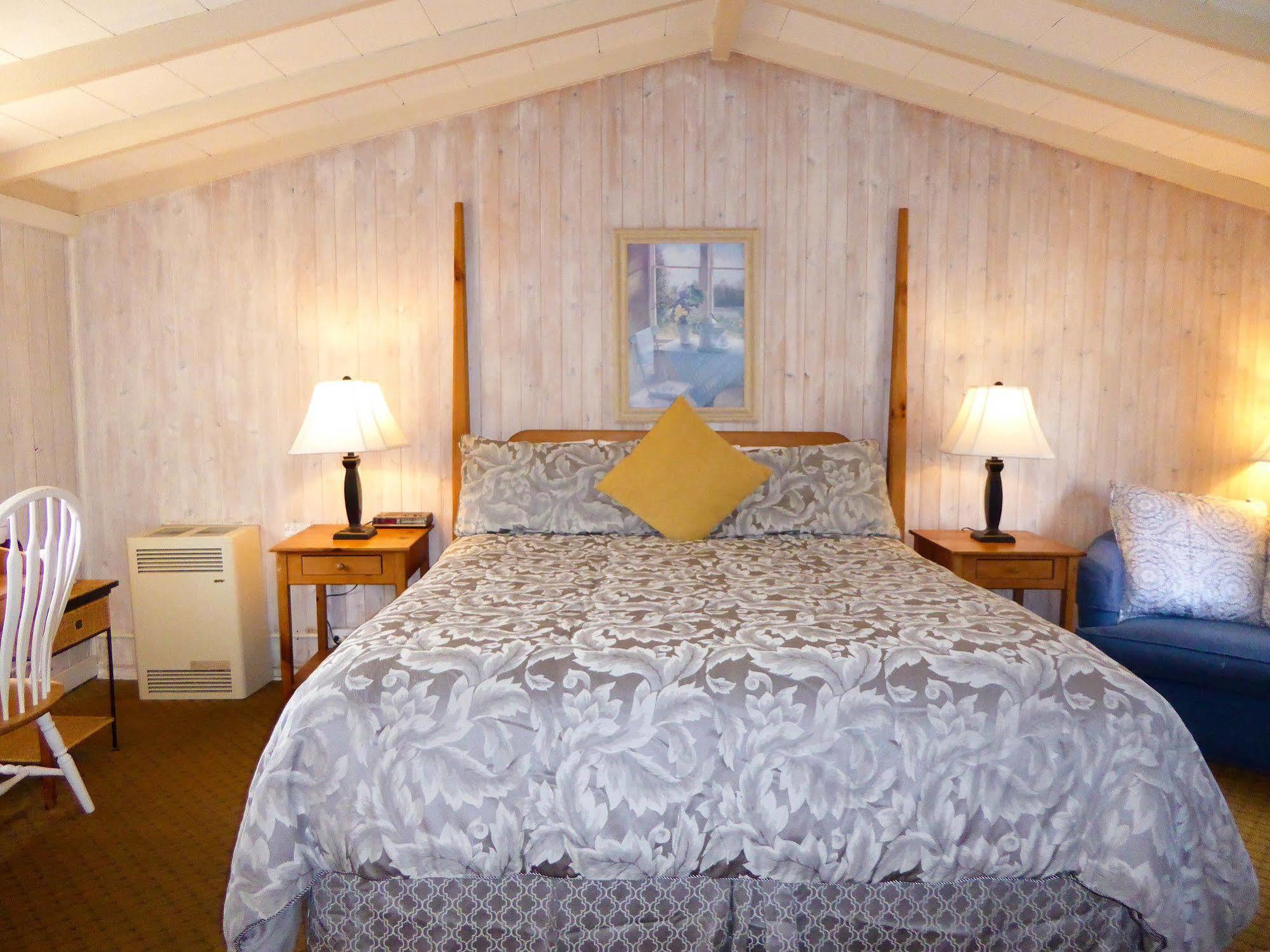 Carmel Fireplace Inn Экстерьер фото